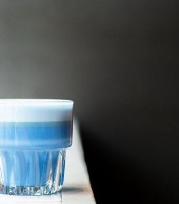 close up blue matcha latte 167368 360