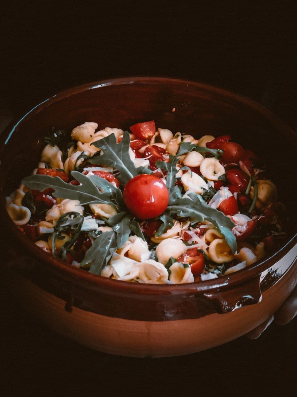 Orecchiette con rucola, pomodorini e cacioricotta fresca