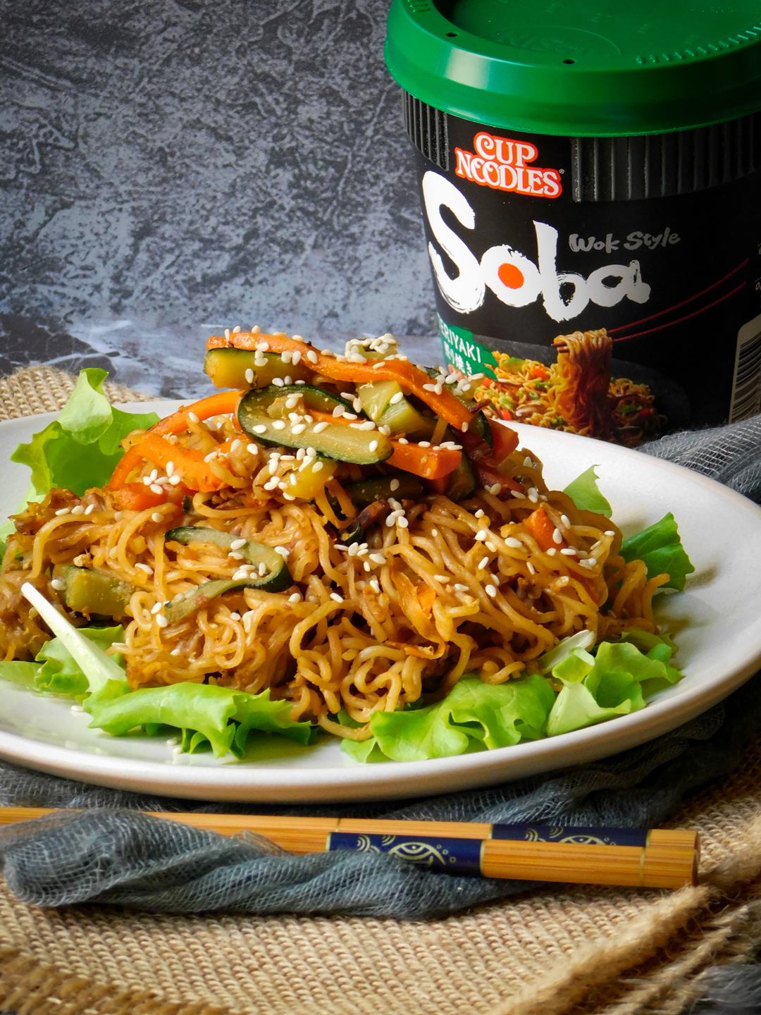 Noodle Soba Teriyaki con verdure