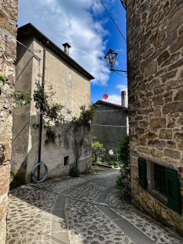 Anello del Monte della Croce da Porretta Terme Anello del Monte della Croce da Porretta Terme