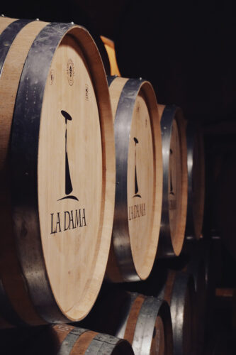 Cantina La Dama: qualità del vino biologico in Valpolicella Cantina La Dama: qualità del vino biologico in Valpolicella