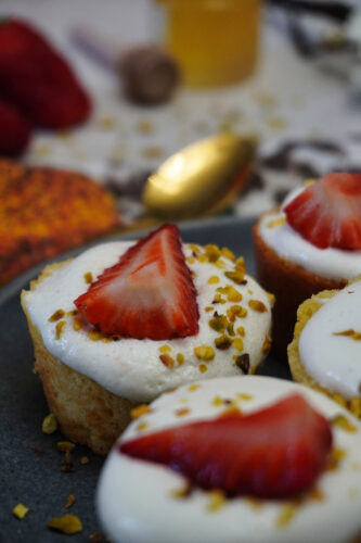 Muffin con da Appuntidizelda.it muffin con fragole in friggitrice ad aria il profumo di casa in un morso leggero