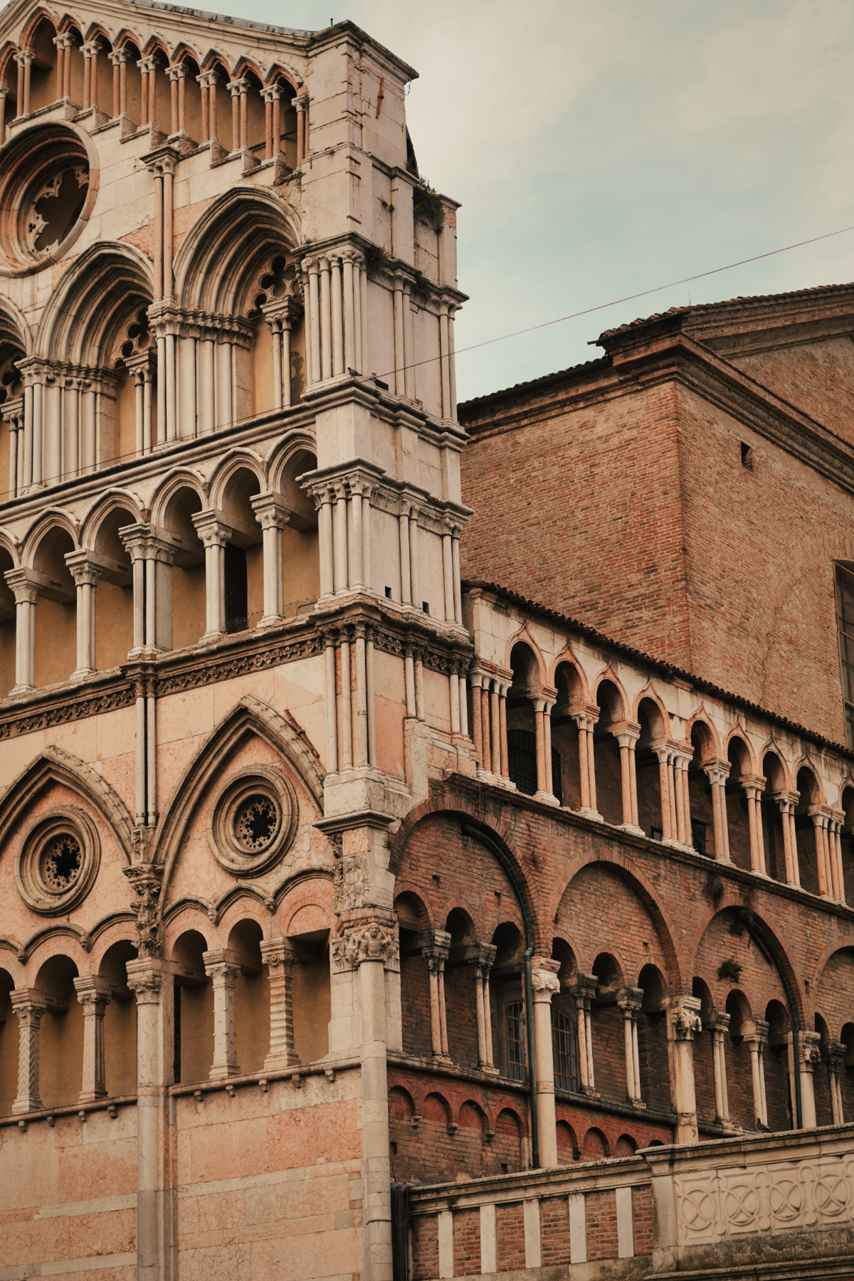 Ferrara: Cosa e dove mangiare, cosa vedere nella città degli Estensi